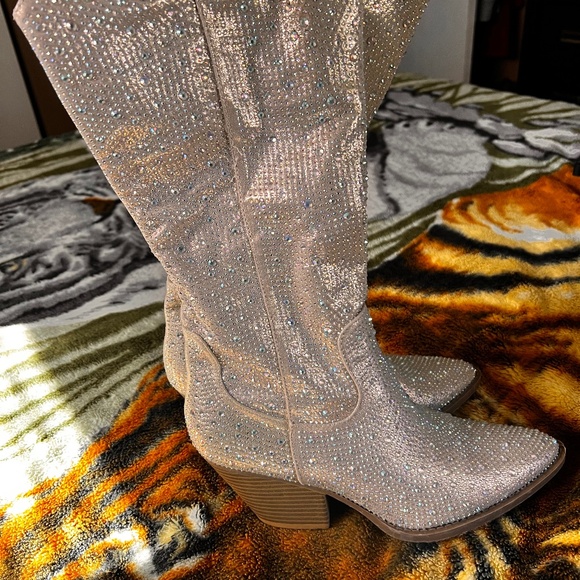 Bling boots - Picture 1 of 3